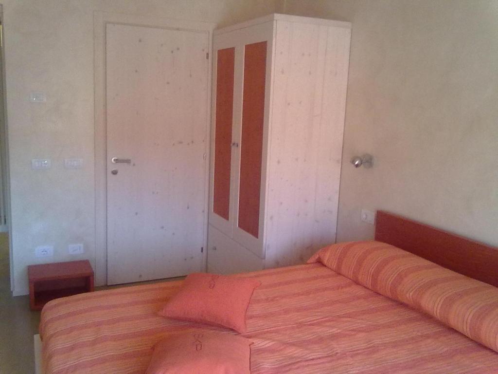 Bikapi Bed & Breakfast Garda  Room photo